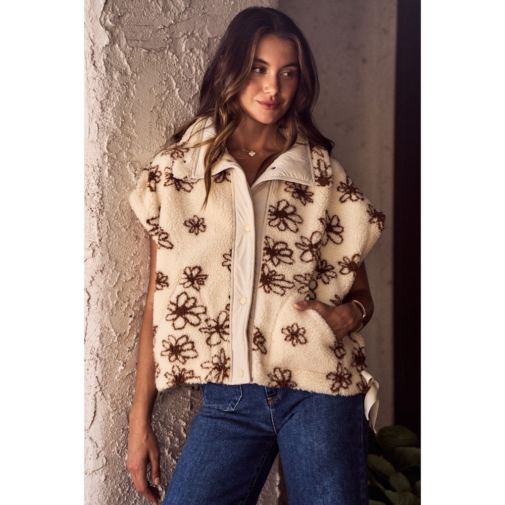 SO ME Flower Sherpa Fur Oversized Sleeveless Vest Jacket - Brown - Large